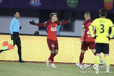 河南俱乐部酒祖杜康1-1青岛西海岸 纳萨里奥中超处子球